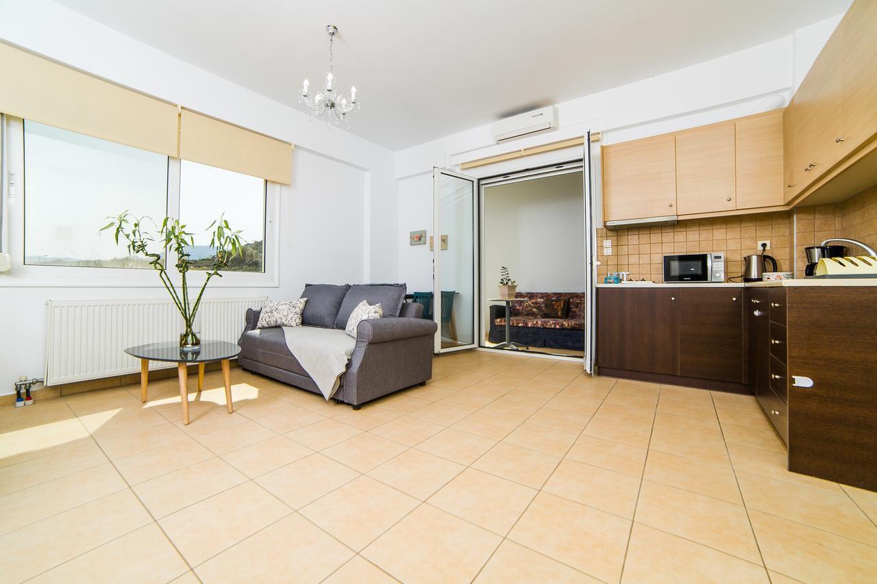 Eva Apartments 코우툴로파리 외부 사진