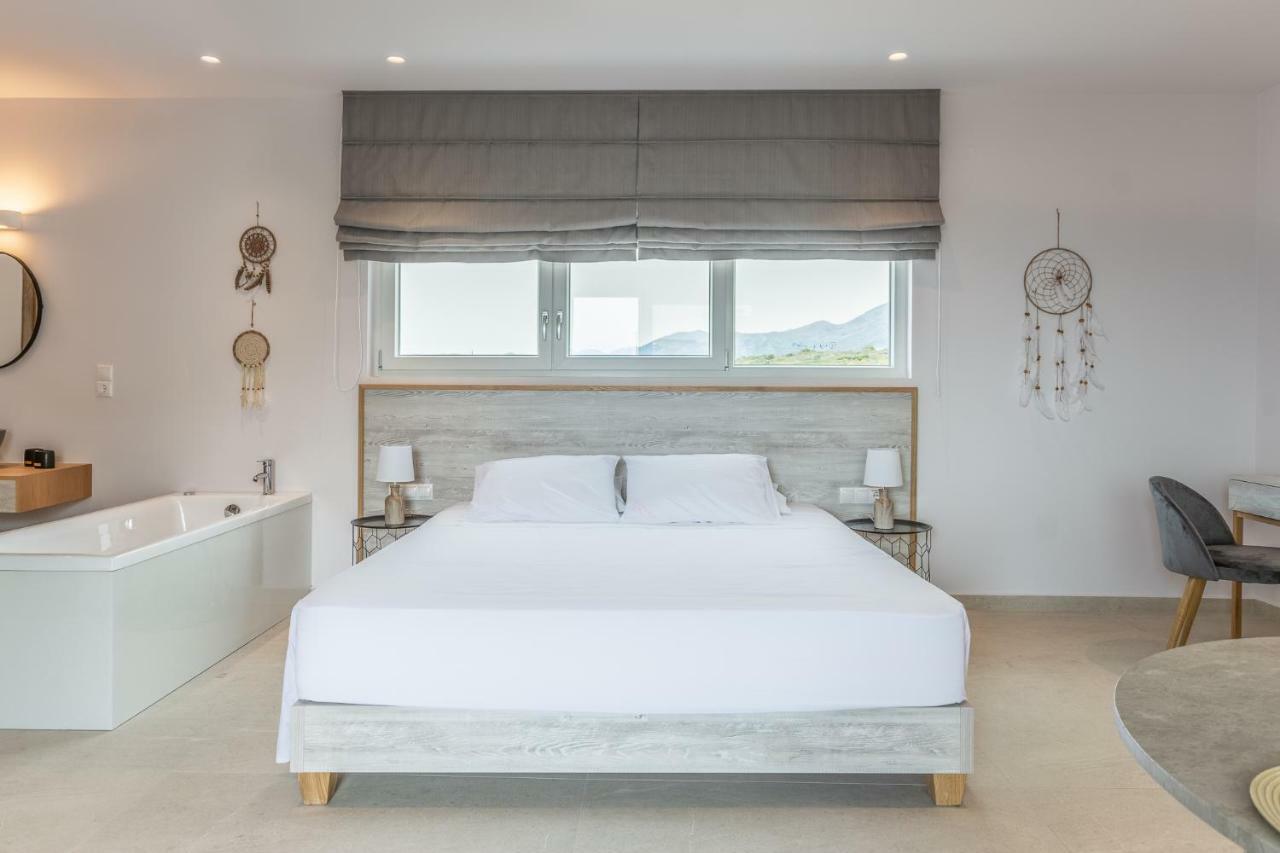 Eva Apartments 코우툴로파리 외부 사진
