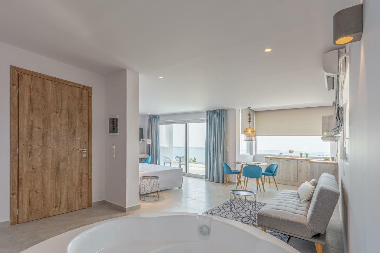 Eva Apartments 코우툴로파리 외부 사진