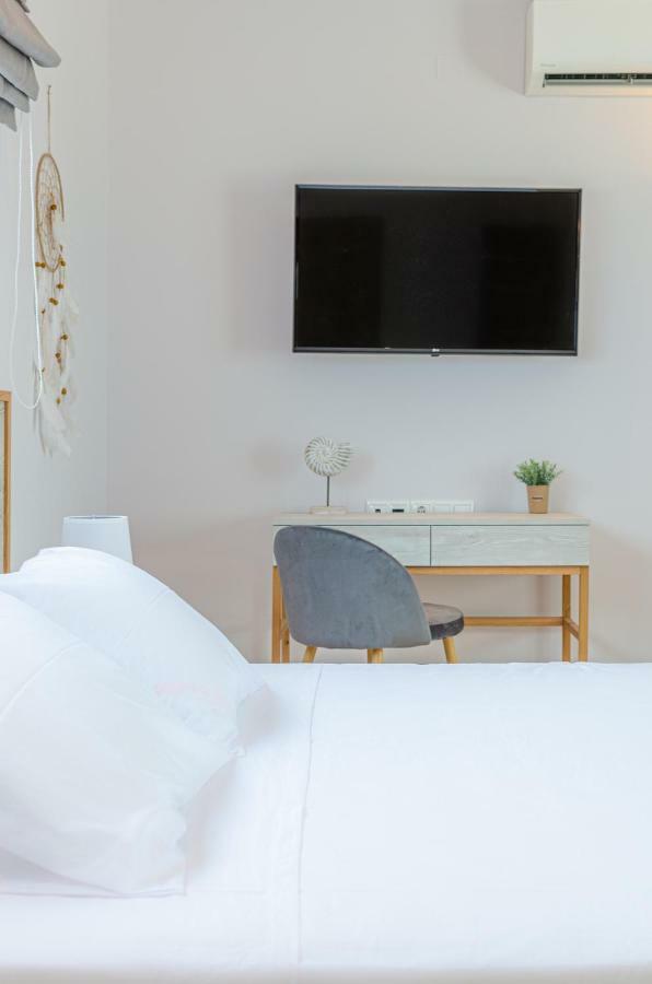 Eva Apartments 코우툴로파리 외부 사진